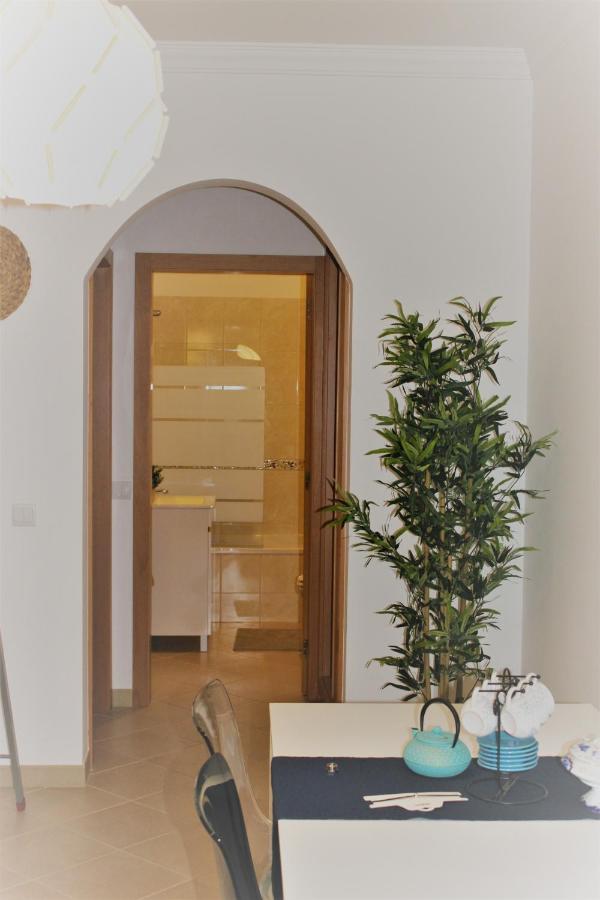 Casa Camoes, Near Airport, 4Km Faro Beachアパートメント エクステリア 写真